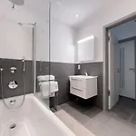 아파트 Waterfront Am Main, 15 Min Frankfurt Airport, Terrasse, Free Parking *