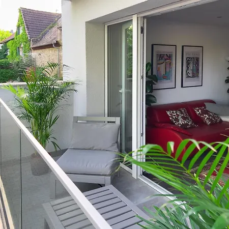 Modernes Wasserfront Wohnung, Terrasse, Parkplatz Apartment Floersheim am Main