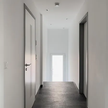 Apartment Modernes Wasserfront Wohnung, Terrasse, Parkplatz Floersheim am Main