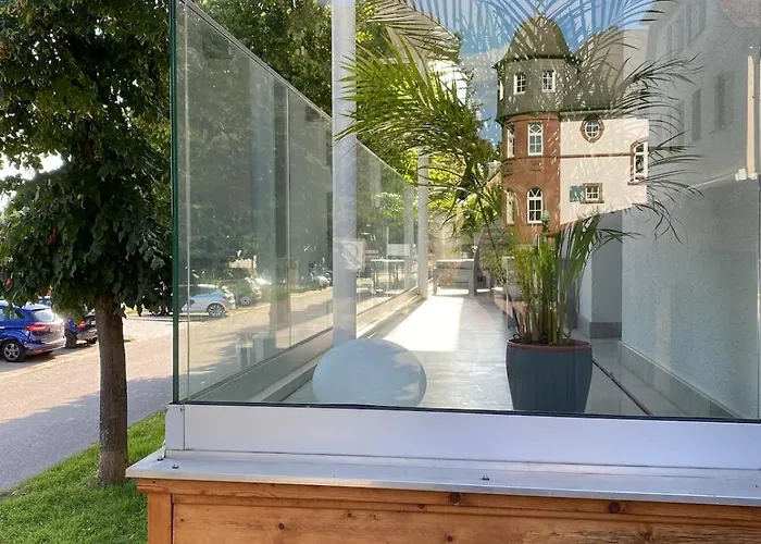 Apartmán Modernes Wasserfront Wohnung, Terrasse, Parkplatz *