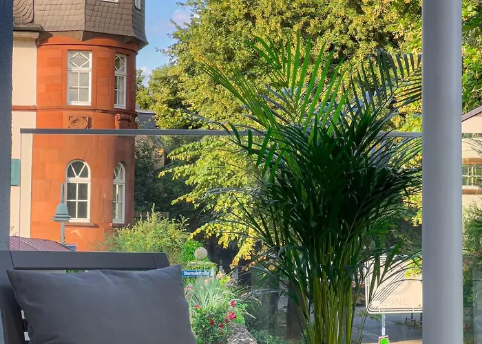 Modernes Wasserfront Wohnung, Terrasse, Parkplatz Apartman