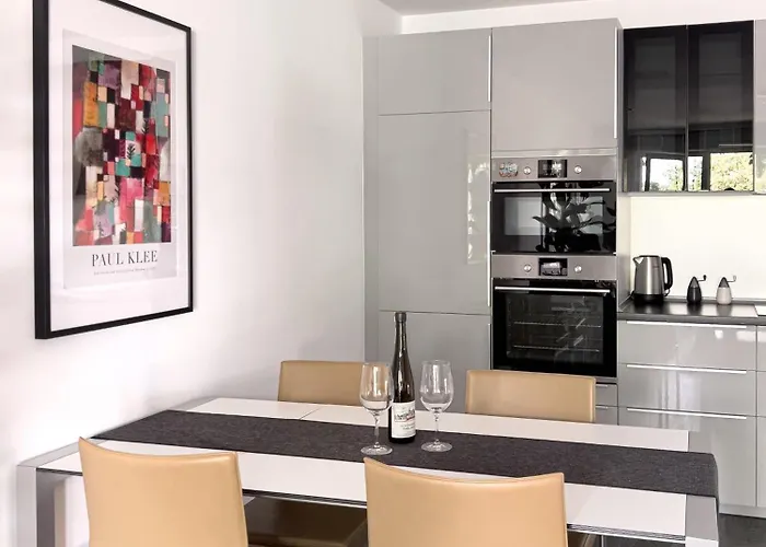 Apartmán Modernes Wasserfront Wohnung, Terrasse, Parkplatz