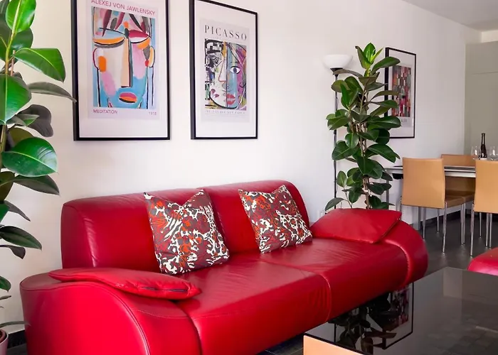 Modernes Wasserfront Wohnung, Terrasse, Parkplatz Apartman